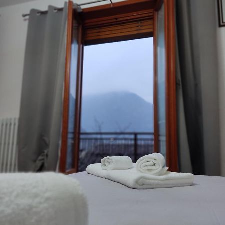 Casa Vacanza Il Corbetto Di Michela & Matteo Locana Exterior photo